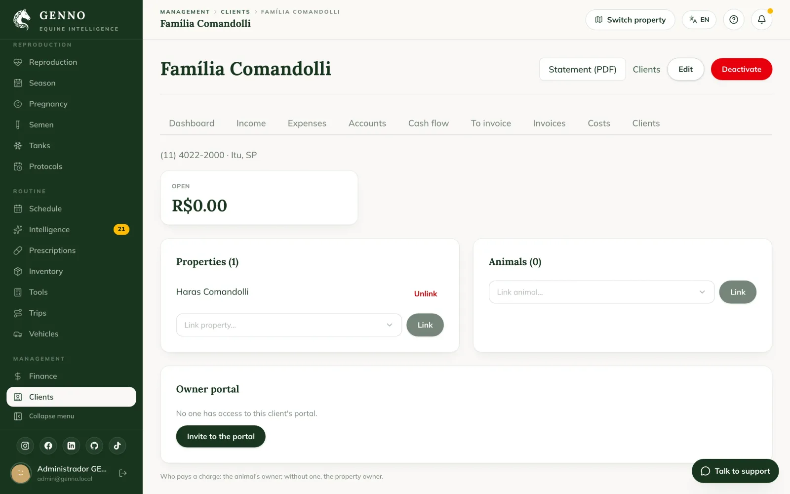 Record of the client Marina Albuquerque on the web, with Receivable, Overdue and To invoice, the properties, the animals and the Owner portal