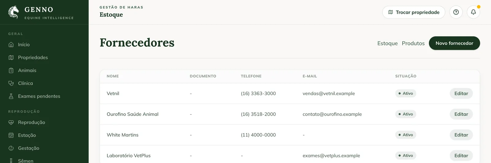 Seite Suppliers im Web, mit der Liste der Lieferanten, Dokument, Telefon, E-Mail, Status und der Schaltfläche New supplier