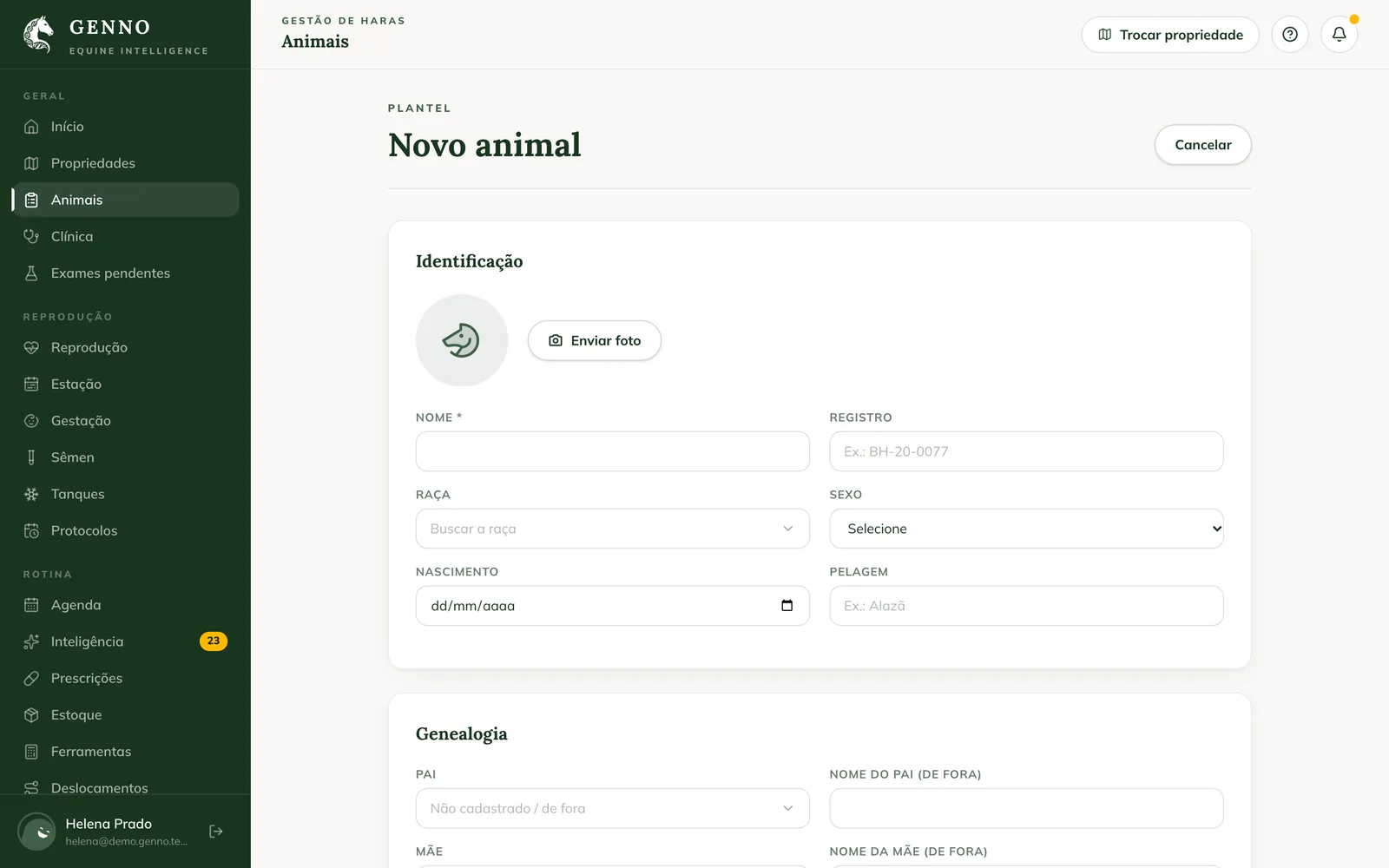 New animal screen on the web, with Identification (photo, Name, Registration, Breed, Sex, Birth and Coat color) and Pedigree (Sire and Dam)
